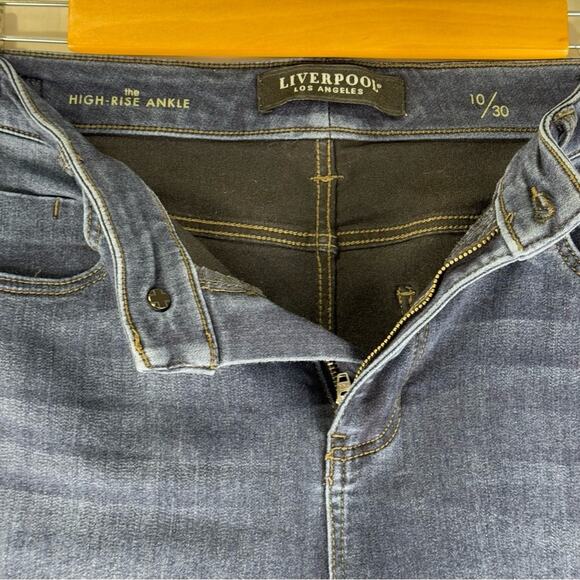 Liverpool The High-Rise Ankle Skinny Jeans Women’s Size 10/30 Stretch Denim - Picture 2 of 9